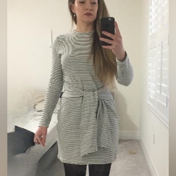 Misguided size M long sleeve stripe dress - Picture 9 of 9